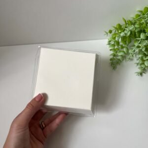 Baltos dėžutės su skaidriu dangteliu
