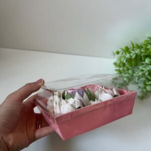 Rožinės dėžutės su skaidriu dangteliu